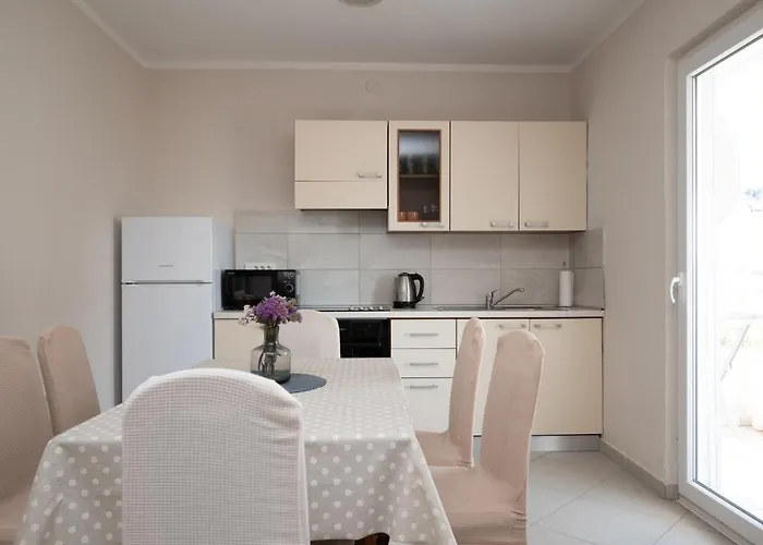 6298b Apartment