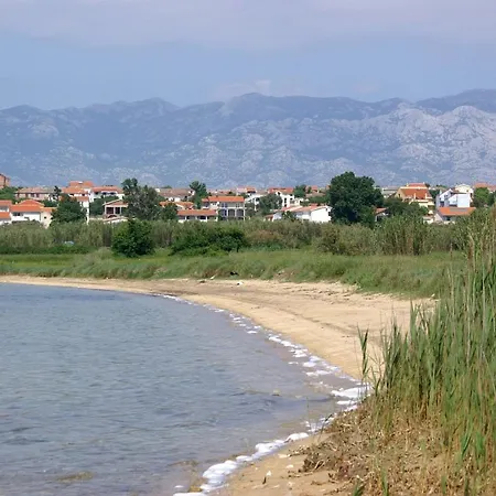 6298b Povljana