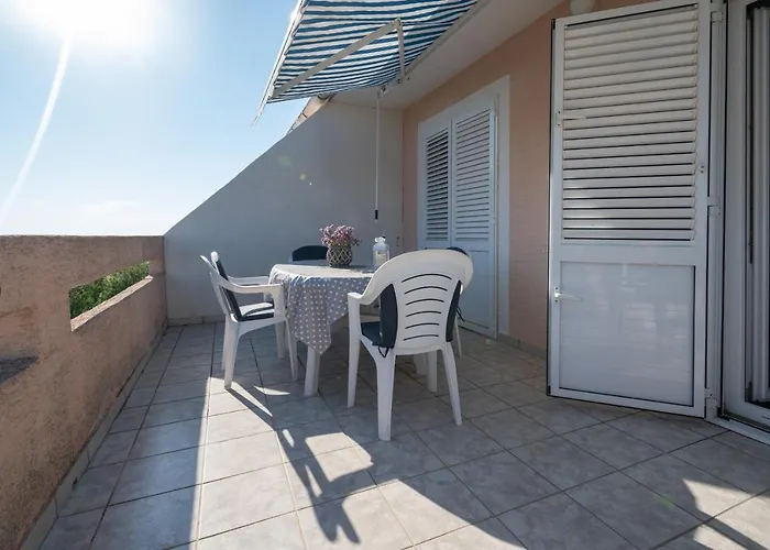 6298b Apartman Povljana